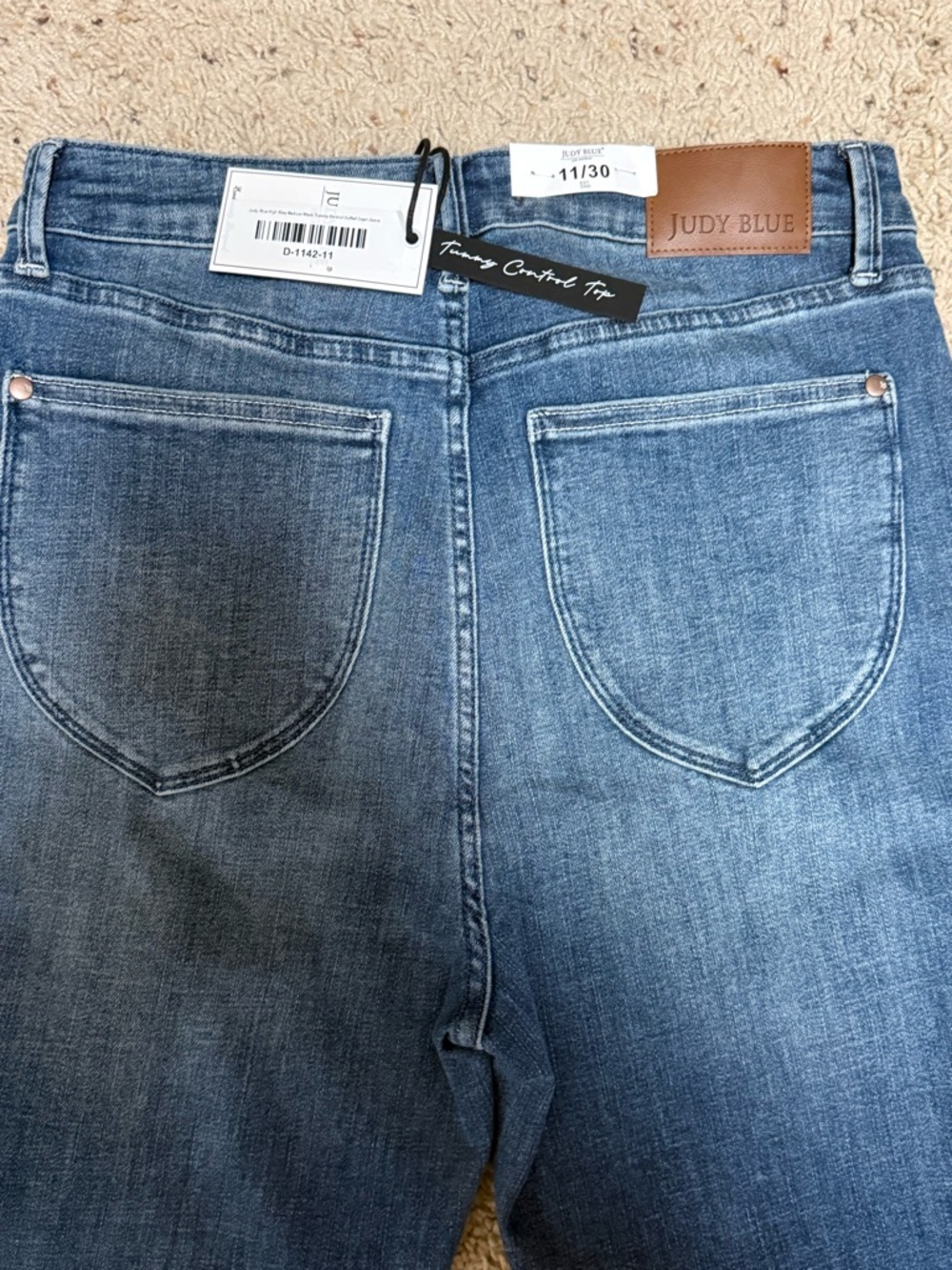 Judy Blue Medium Wash Straight-Leg tummy control Jeans NWT - Picture 4 of 6